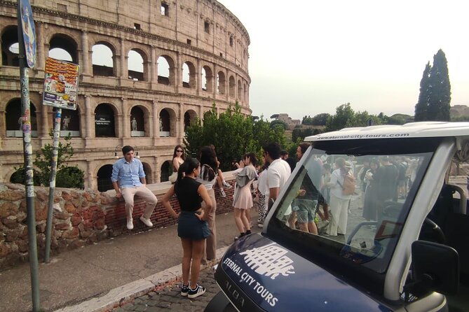 private-photoshoot-at-trevi-fountain-and-colosseum-in-rome