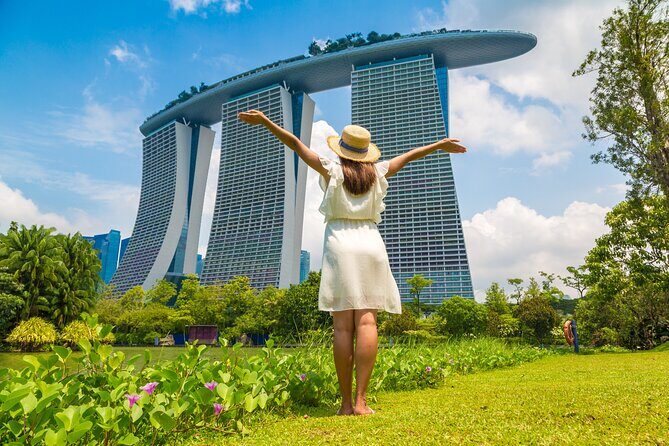 Private Photoshoot Experience in Iconic Singapore Locations - Why Choose a Private Photoshoot in Singapore?