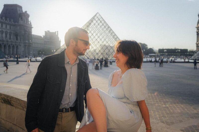 private-photoshoot-louvre-museum-exterior