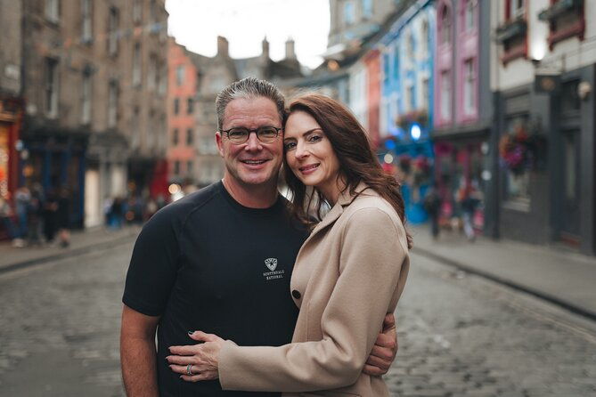 private-photoshoot-with-views-of-world-famous-edinburgh-castle