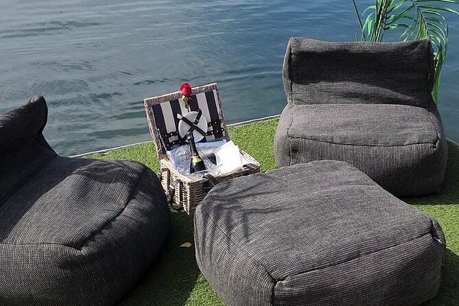 private-picnic-experience-in-condado-lagoon-with-snacks-included