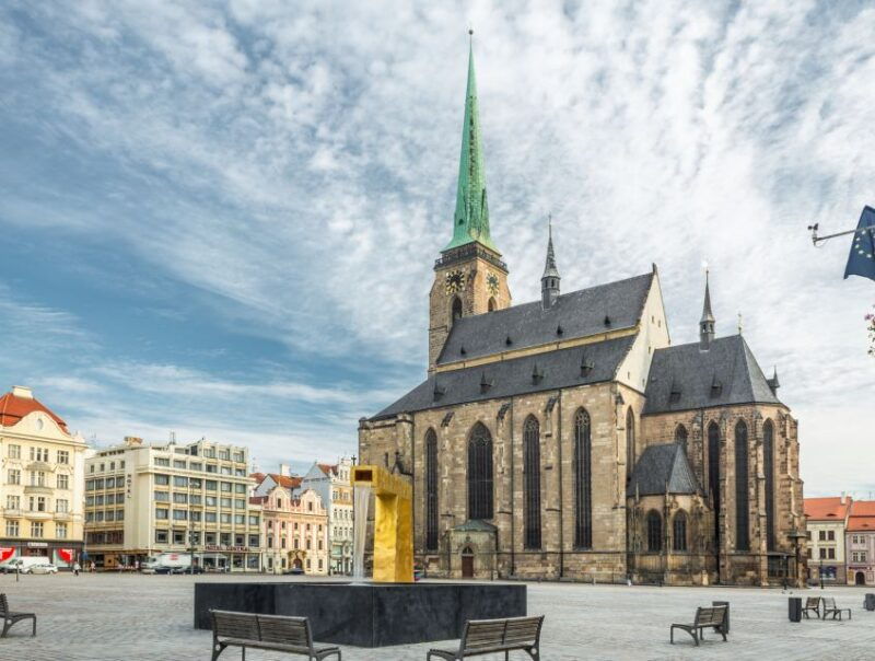 private-pilsen-pilsner-urquell-brewery-tour-prague