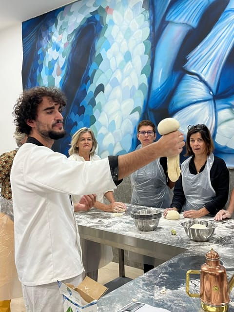 private-pizza-making-workshop-with-drink-and-appetizers