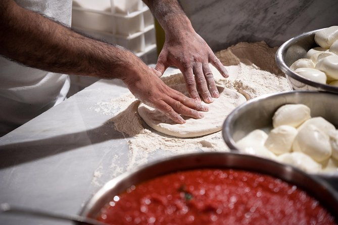 private-pizza-tiramisu-class-at-a-cesarinas-home-with-tasting-in-vicenza