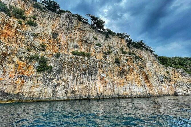 private-plavnik-island-half-day-boat-trip-with-capt-bobo-2