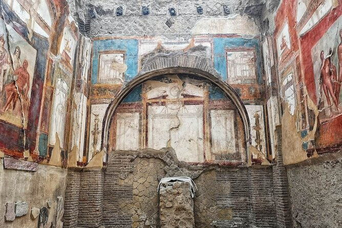 private-pompeii-and-herculaneum-tour-by-car