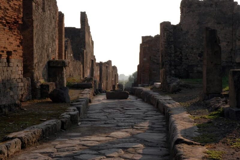 private-pompeii-vesuvius-wine-tasting-tour