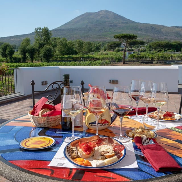 private-pompeii-vesuvius-wine-tasting-tour
