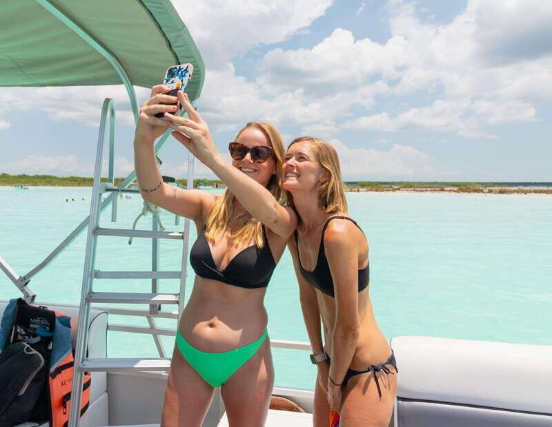 Private pontoon tour in the seven colors Bacalar lagoon - Who Should Book This Tour?