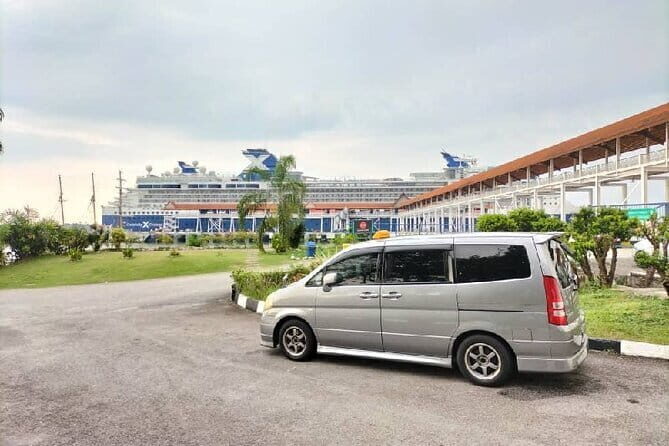 Private Port Klang Cruise to Kuala Lumpur City Tour - Stop 3: Kuala Lumpur Tower