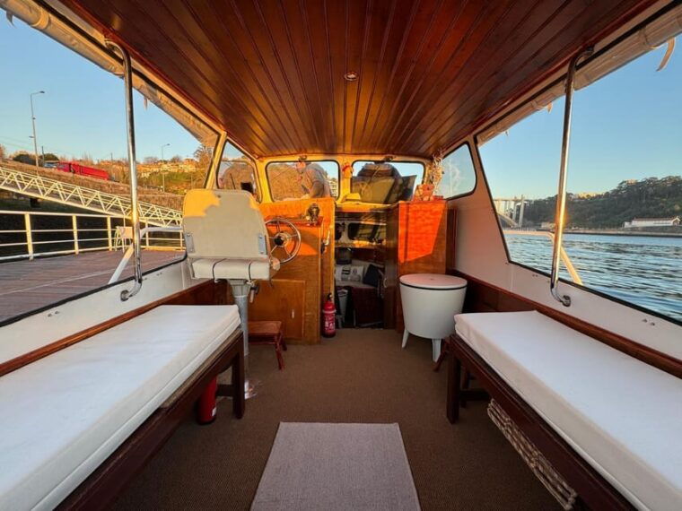 private-port-tuk-tuk-and-boat-with-local-guides-2