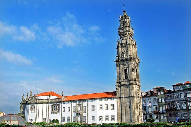 private-porto-secrets-walking-tour-personal-port-wine-tasting