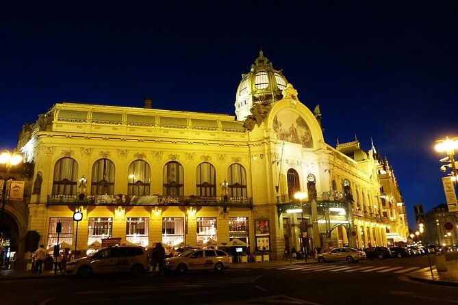 private-prague-art-nouveau-and-cubism-walking-tour
