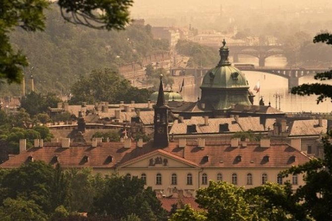 private-prague-castle-and-castle-district-tour
