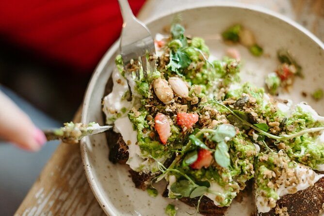 private-prague-food-tour-modern-cuisine-in-local-neighbourhoods-2