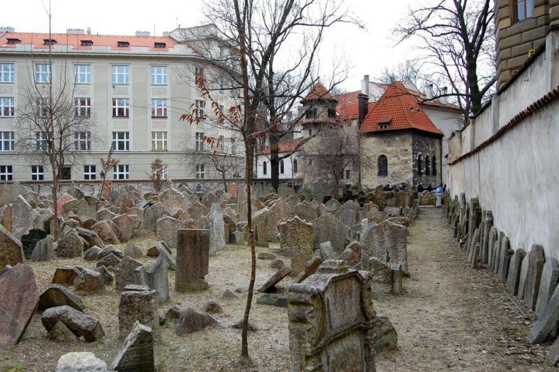 private-prague-jewish-quarter-tour-with-certified-guide