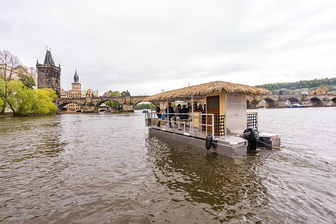 private-prague-party-tiki-boat-tour-the-floating-bar