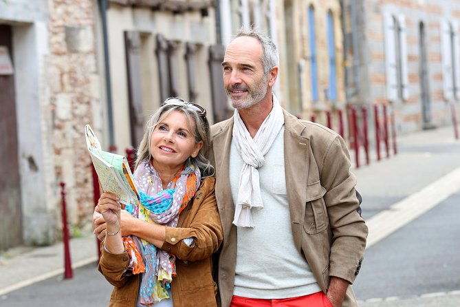 private-premium-car-transfer-from-porto-to-lisbon-with-2-hours-for-sightseeing