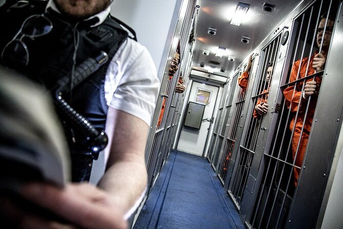 private-prison-van-escape-game-london-immersive-experience-2