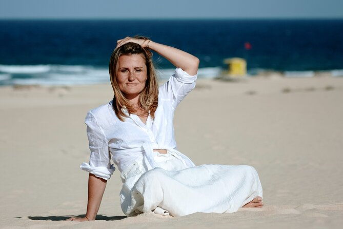 private-pro-photoshoot-in-the-dunes-of-corralejo