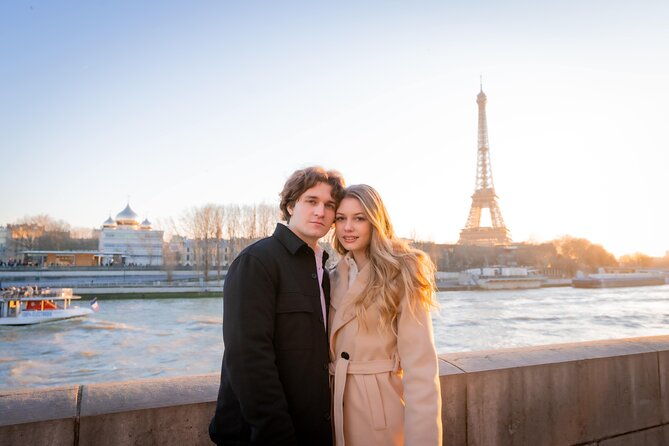private-professional-photoshoot-near-the-eiffel-tower-in-paris