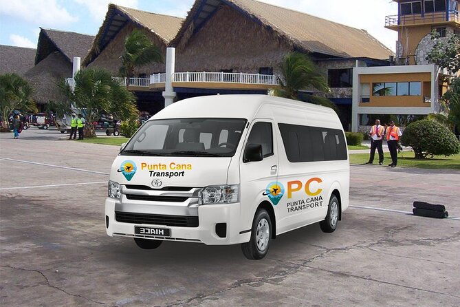 private-punta-cana-airport-round-trip-transfer-to-punta-cana-hotels