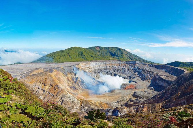 private-puntarenas-shore-excursion-poas-volcano-and-la-paz-waterfall-gardens