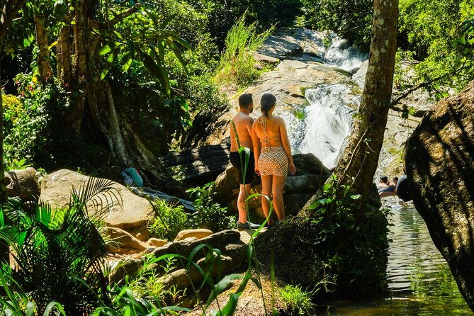 private-rainforest-waterfall-escape-local-foods-and-beach-tour