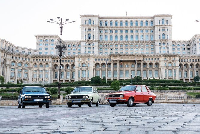 private-red-patrol-bucharest-flea-market-tour-with-a-romanian-car