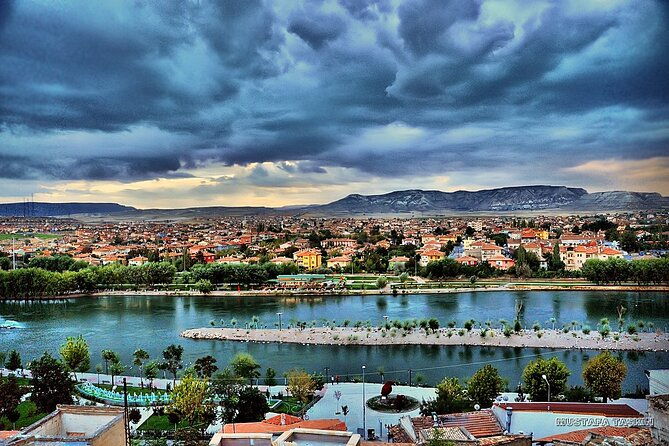 private-red-tour-with-professional-tour-guide-car