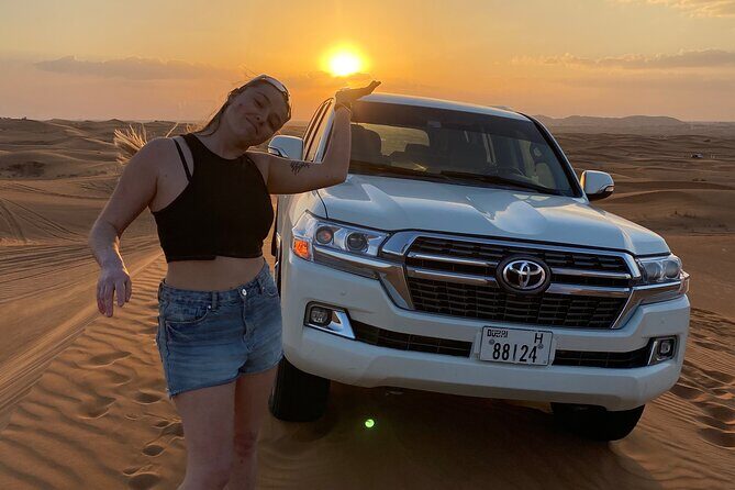 Private RedDune Safari with camel Riding,BBQ dinner &Live Shows - Key Points