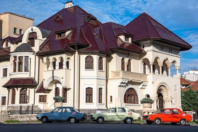 private-redpatrol-bucharest-contrasts-tour-in-a-vintage-car-2