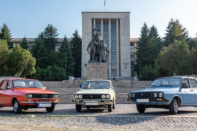 private-redpatrol-bucharest-contrasts-tour-in-a-vintage-car-2