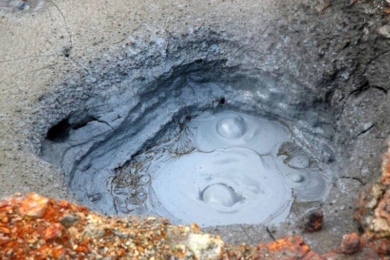 private-reykjadalur-hike-hot-river-geothermal-tour
