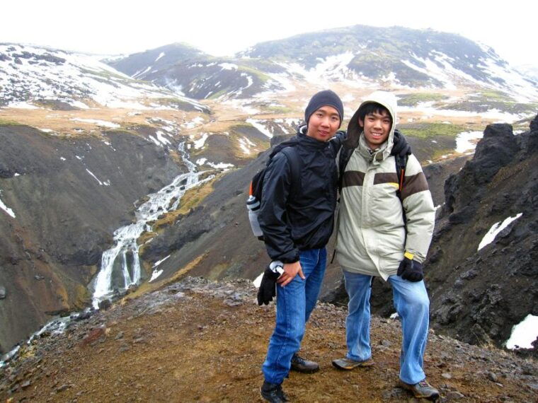 private-reykjadalur-hike-hot-river-geothermal-tour