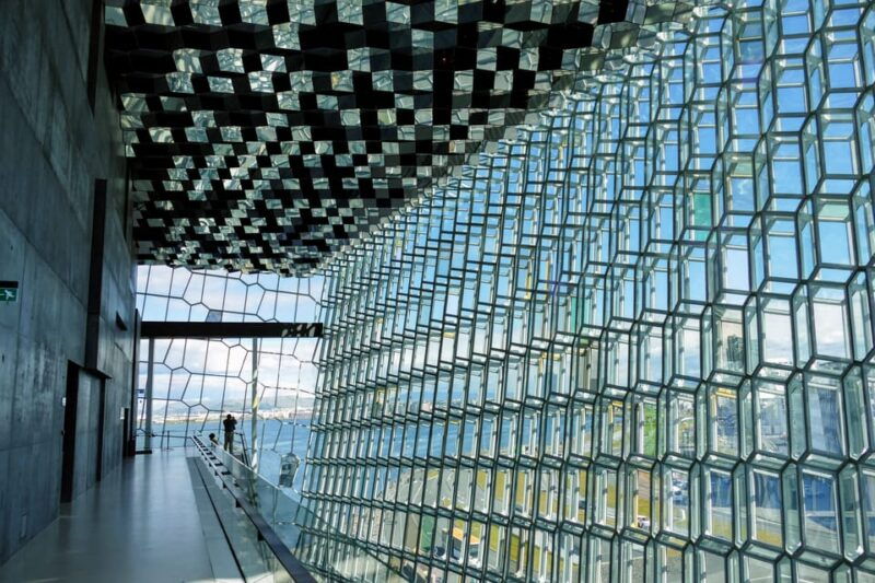 private-reykjavik-art-walking-tour