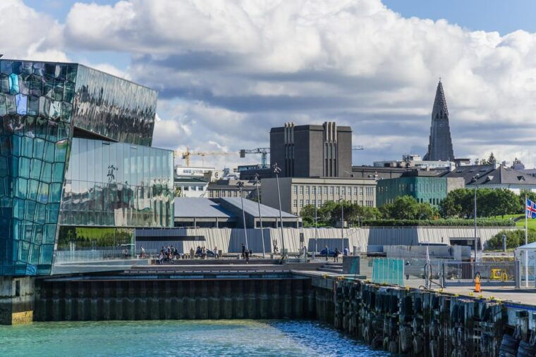 private-reykjavik-art-walking-tour
