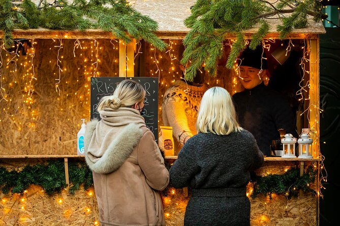 private-reykjavik-christmas-walking-tour