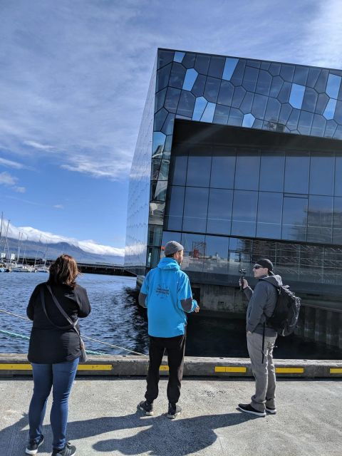 private-reykjavik-city-food-walking-tour