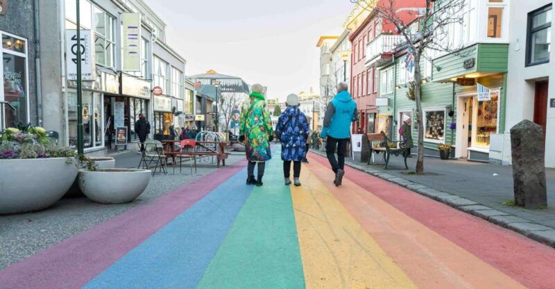 private-reykjavik-city-icelandic-architecture-walking-tour