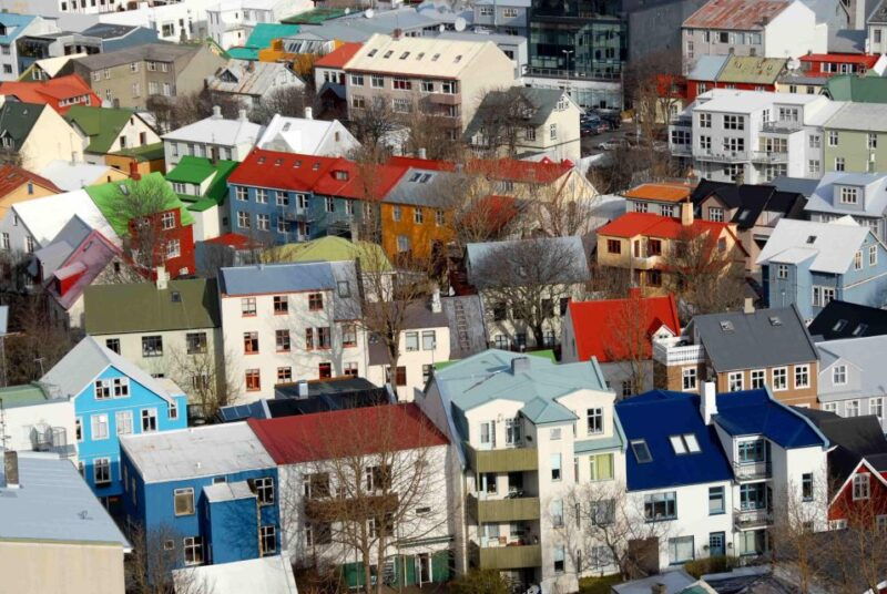 private-reykjavik-city-icelandic-architecture-walking-tour