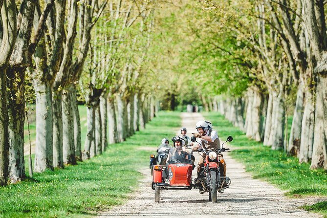 private-ride-in-the-vineyards-and-wine-tasting-from-saint-emilion-2