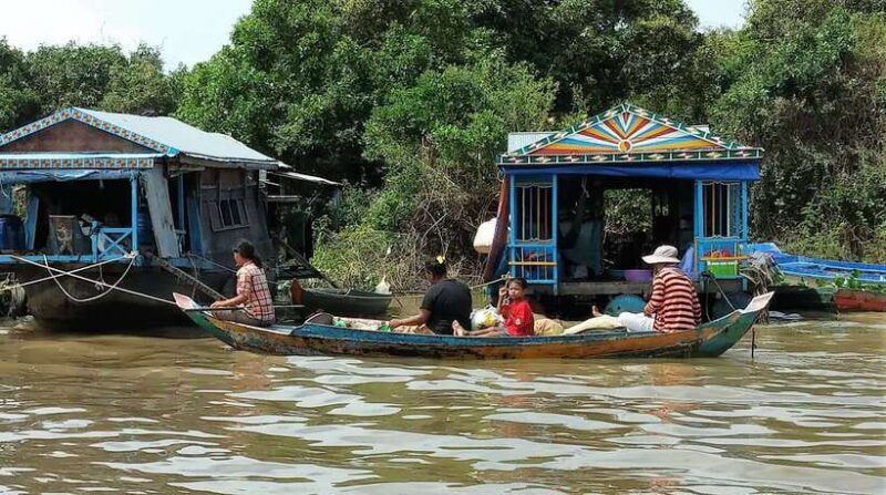private-river-boat-from-siem-reap-to-battambang-by-water-way