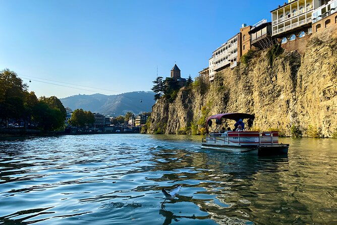 private-riverboat-tour-in-tbilisi-and-mtskheta-with-wine-stories