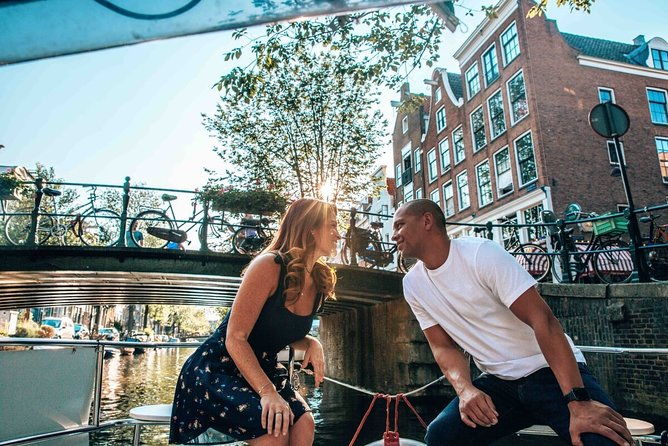 private-romantic-canal-cruise-amsterdam-with-bubbly-and-snacks