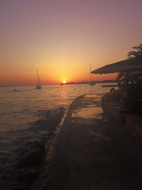 private-romantic-sunset-tour-around-zadar-with-prosecco