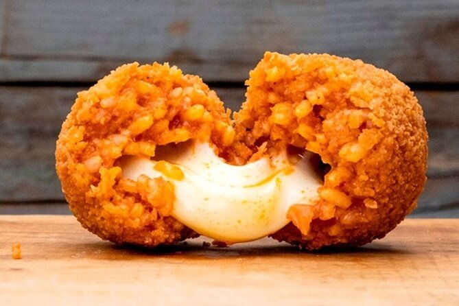 private-rome-street-walking-food-and-history-tour