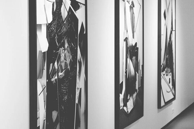 Private Roppongi Art Walk  Galleries, City Views & Local Food - Key Points