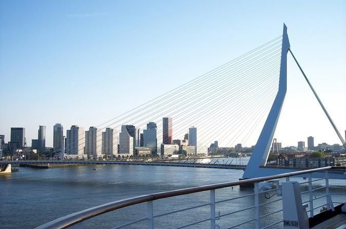 private-rotterdam-tour-with-cube-house-admission