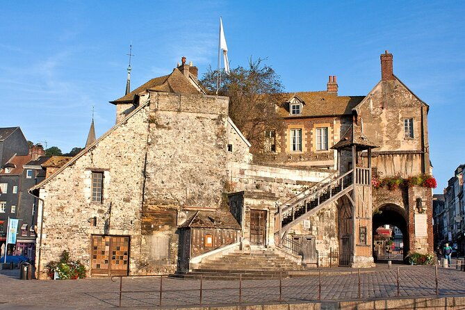 private-round-transfer-to-deauville-rouen-honfleur-from-le-havre